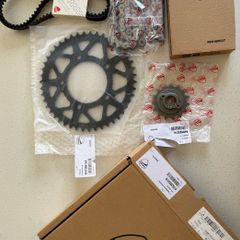 Original Ducati Final drive kit +  toothed belt