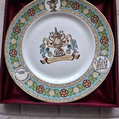 Soccer Fans A Rare !  Vintage Elizbethan Fine BONE China Plate 10.5 ins  100th  Football Final Manchester City  v Tottenham  Hotspur  9th May 1981 Commemorative Lpate Programmes lunches Banquet Details  TEAM winners over the years