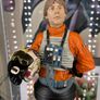 The Star Wars Gentle Giant Luke Skywalker X-Wing Pilot Bust Image 8