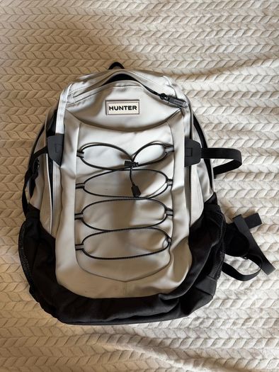 Backpack Hunter