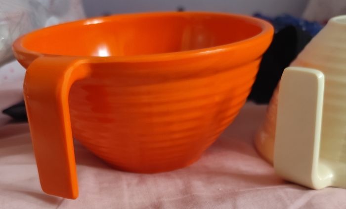 Retro 1970s style Beehive Bowls Kitchenalia