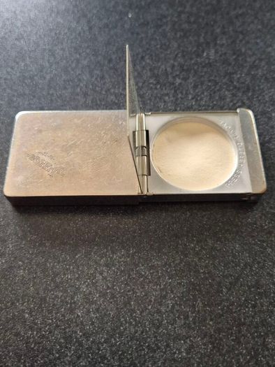 Vintage Seville London Compact
