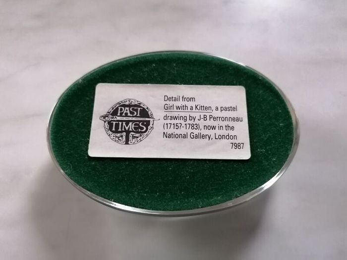 Oval Paperweight