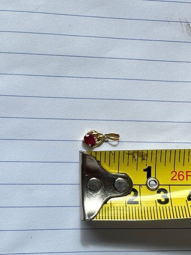 18K gold natural ruby pendant