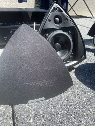 6x Bang Olufsen BeoLab 4 speakers with Yamaha AV Receiver RX-V775