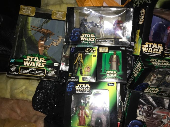 Star Wars Figures for sale. MINT IN BOX Hasbro Power of The Force Vintage (1998+)