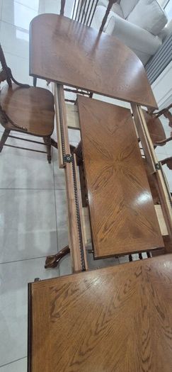 Dining Table and 8 chairs