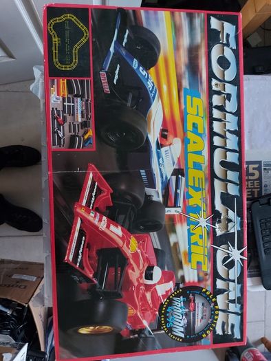 Formula One Scalextric, Vintage Version, in very good condition