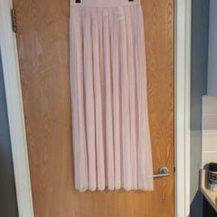 H&M - Coachelle  Sheer Fine Tulle  Pink Skirt.   S.12.(40)  New.