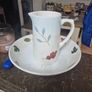 salad bowl and pitcher Image 3