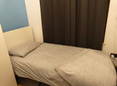 Single bed
