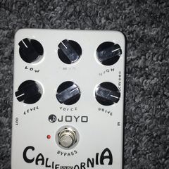 distortion pedal