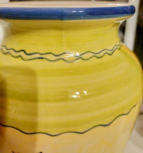 Pretty vase