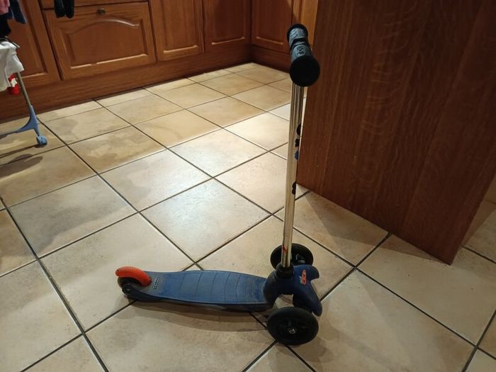FREE Micro scooter