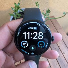 Google Pixel Watch 4 (45mm LTE) - Matte Black - Like New Boxed