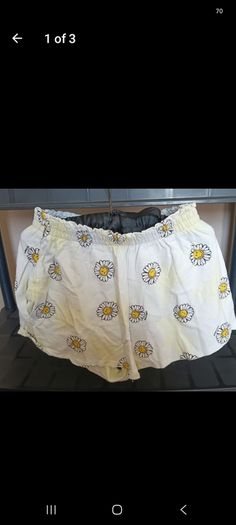 Girls Shorts 'age 11 to 12 & Age 13-14
