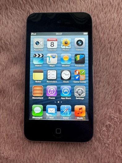 Ipod touch 4th 8 GB