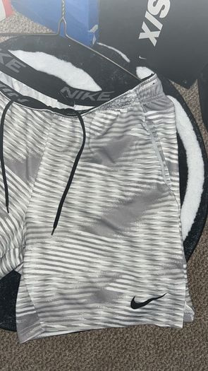 Nike Dri-Fit Legend All Over Print Set