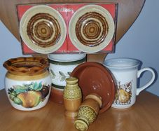 Joblot of different vintage CeramicWare including Royal Worcester & Presingoll Pottery
