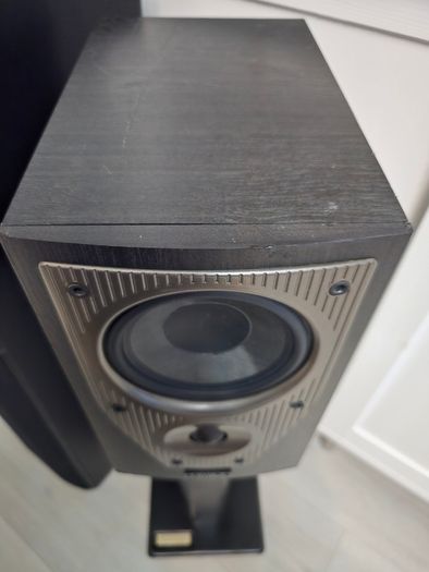 Mission M71 Bookshelf Speakers Quality hifi