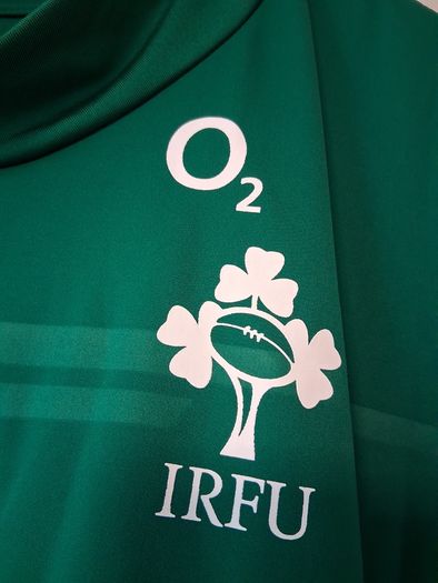 Ireland Rugby Training Top Windcheater. Official Puma Mens Xtra Large. Collect In Dublin Or Receive Via Post.