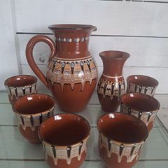 Jug with 6 cups and small vase