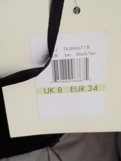 Ladies Dresses 8/10
