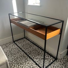 Console table