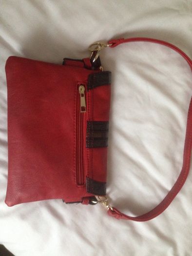 Gorgeous Red and Black Shoulder Bag Cross Body Bag BNWT