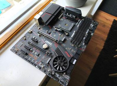 MSI MPG Motherboard X570 Gaming Plus AM4 + 32GB ( 4x8GB) DDR4 Corsair Vengeance RGB Pro 3000MHz CL15