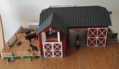 Schleich ultra rare, retired American Red Barn 100%