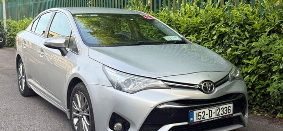 Toyota Avensis 2015