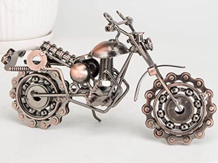 Signstek Vintage Handcrafted Iron Motorbike Model with Chainwheel as Collectible Art Sculpture for Motorcycle Lovers, Bronze Tone Metal