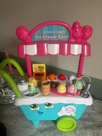 Leapfrog icecream cart