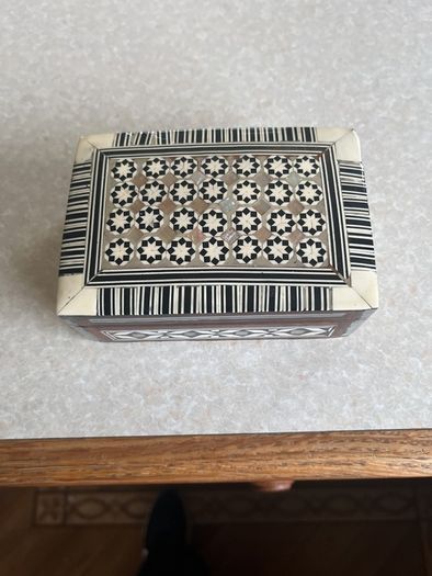 Wooden Mother of Pearl Inlay Jewelry Box