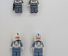 100% Lego AT-AT Driver x 2, Clone Trooper pilot and Captain Jag