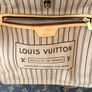 Louis Vuitton Neverfull MM Authentic Image 10