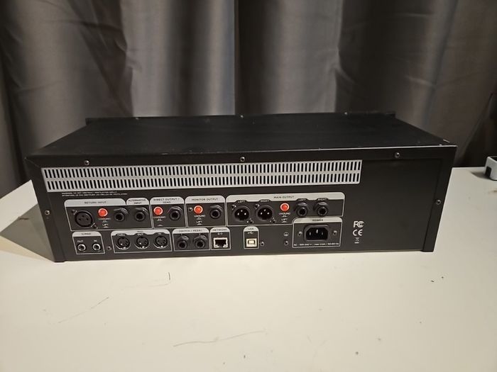 Kemper Profiling Amplifer Rack + Remote