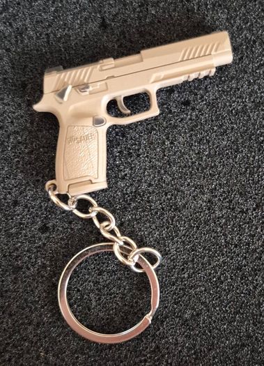 SIG sauer P320-M17 ,  pistol keyring.