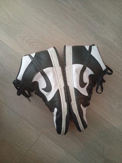 Mens Nike high tops runners