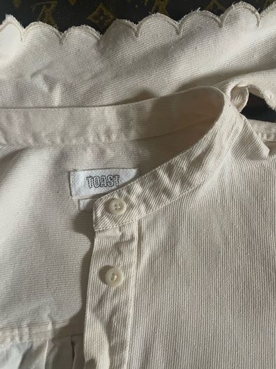 Toast blouse