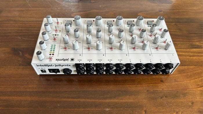 Intellijel: Jellymix