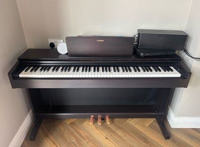 Yamaha Digital piano YDP-143