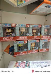 funko mini One pIece with shop display box the box