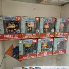 funko mini One pIece with shop display box the box