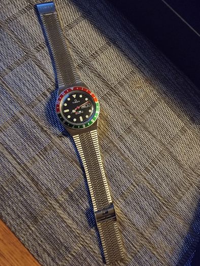 Watch Rare limited Edition Timex Q Gmt style Quartz Watch