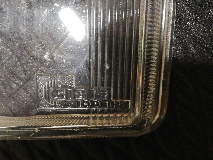 Volvo 240 headlight glass