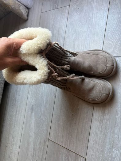 Ugg