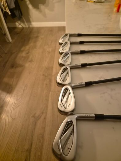 mizuno 2024 jpx hot metal  pro