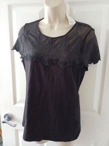 BNWT Black H & M Top in Size Medium